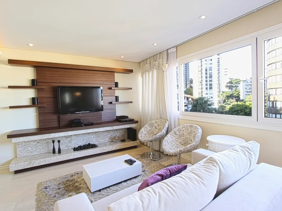 Sunlit Southwest Florida interior